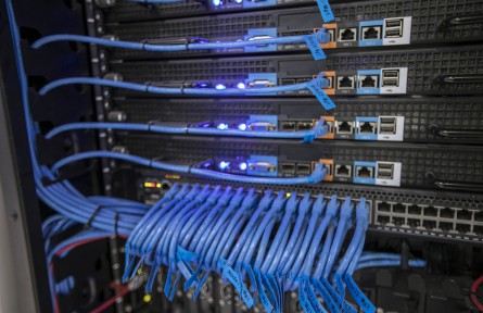 科技名词 | 服务器 server