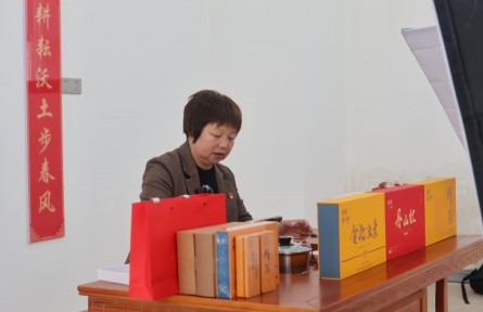 首章有桂茶益清——記福建省首章村黨支部書記、村委會主任陳桂清