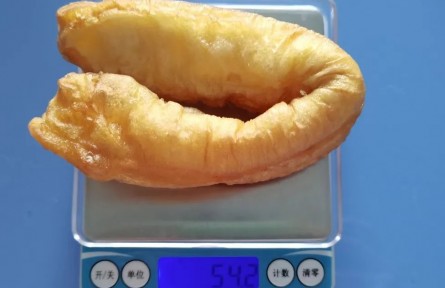 每天吃1根油條，身體會(huì)發(fā)生什么變化？油條中鋁含量真的超標(biāo)？